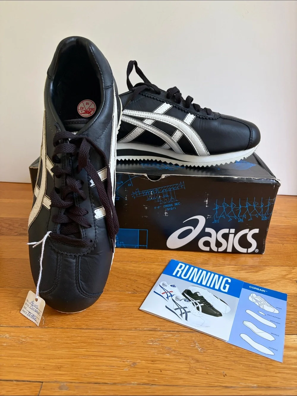 Deadstock Vintage ASICS Corsair Onitsuka Tiger Sneakers Running Shoes Size 10